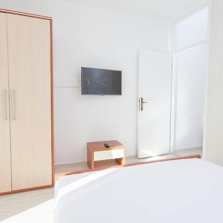 Apartment Aria Baška Voda Eksteriør billede