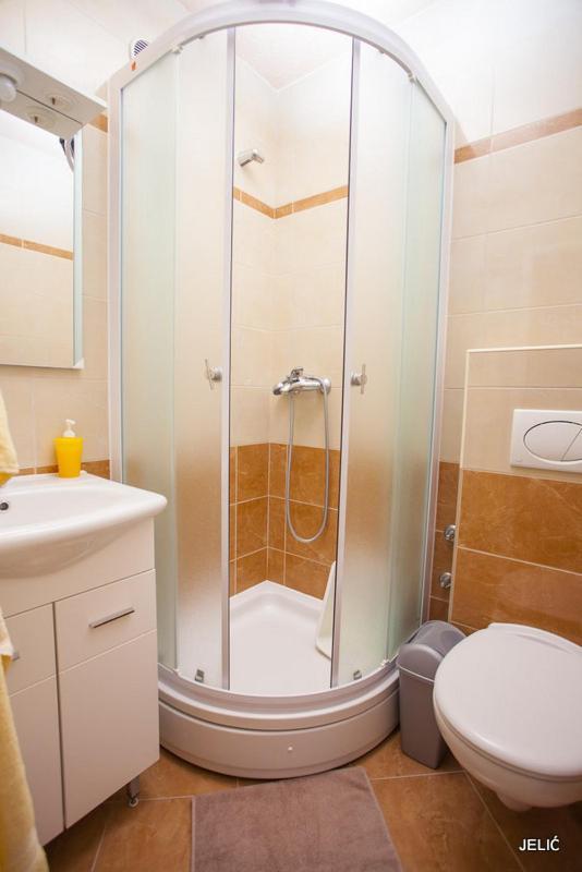 Apartment Aria Baška Voda Eksteriør billede